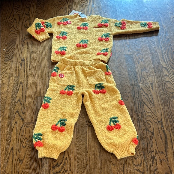 NWT Bebé de Pino Yellow Sweater & pants with Cherry Design
